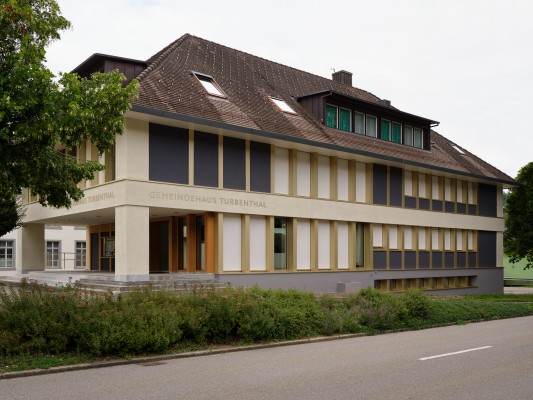 001_LuescherLuescher_Turbenthal_www.schaubstierli.com