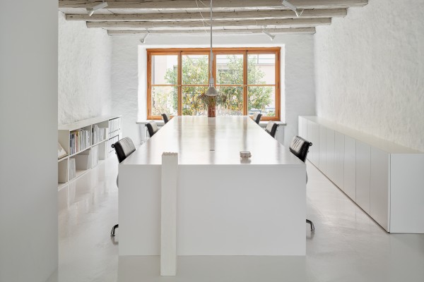 002_ADA_Studio_www.schaubstierli.com