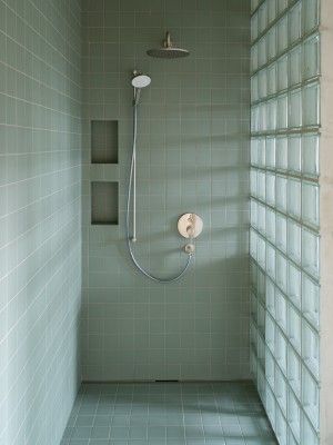 011-Marazzi_Reinhardt_Grafenhag
